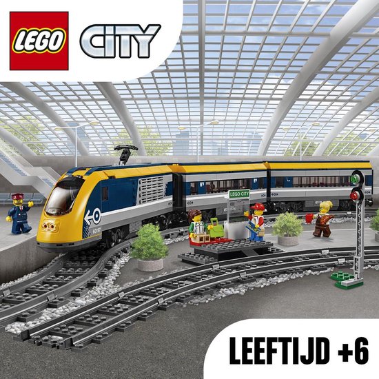 LEGO City Le train de passagers télécommandé - 60197 | bol.com