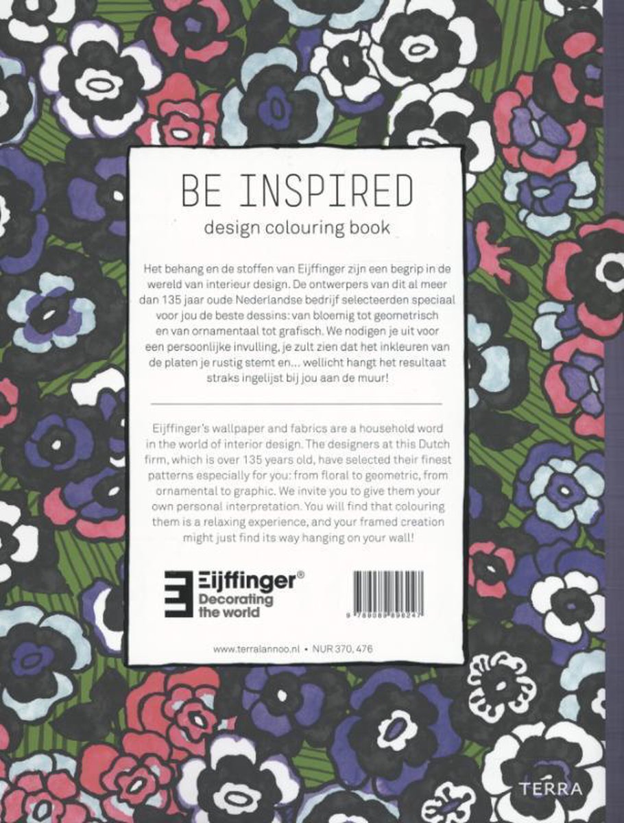 Boek met geborduurde bloemen in paars, wit en groen, met de titel 'BE INSPIRED design colouring book'.