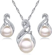 Zilverkleurige Sieraden Set Pearls (Ketting & Oorbellen)
