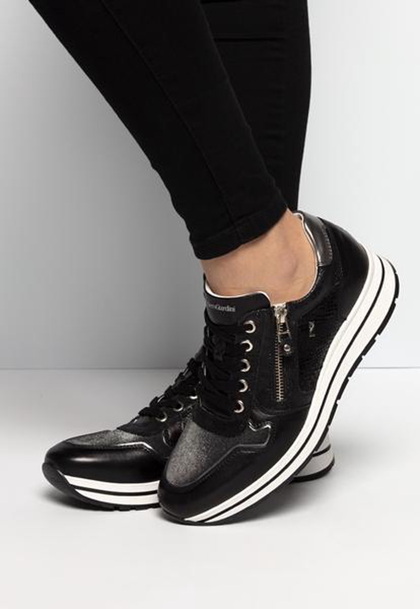 Nero Giardini Sneakers zwart | bol.com