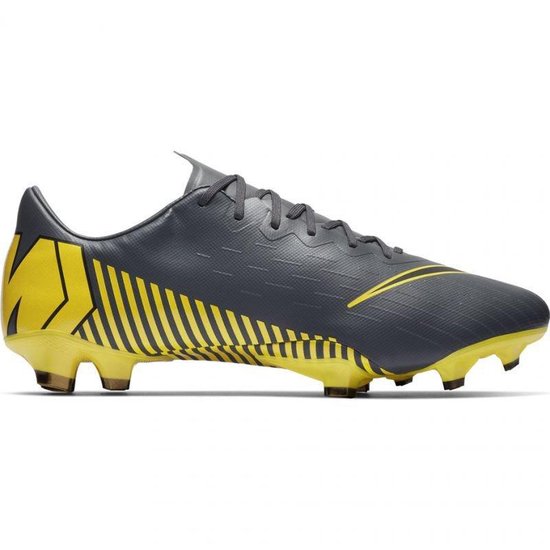 nike vapor 12 pro