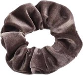 Kraagjeskopen.nl Scrunchie Velvet donker taupé Haarelastiek Haaraccessoire - 1 stuk