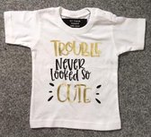 Baby shirt wit TROUBLE maat 80