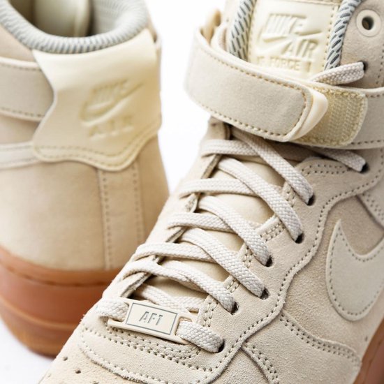 Nike Sneakers Air Force 1 Hi Dames Beige Maat 41 | bol.com