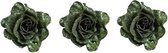 3x Groene roos met glitters op clip 10 cm - kerstversiering - Groene kerstboomversiering