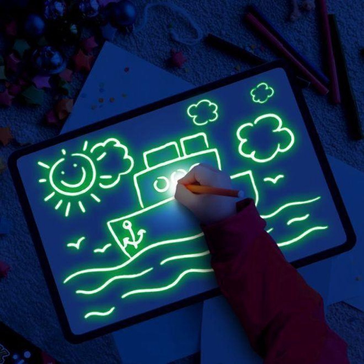 fantoom cent Oppervlakte Tekenen met licht - tekenbord - licht - led - educatief - speelgoed -  tekenen | bol.com