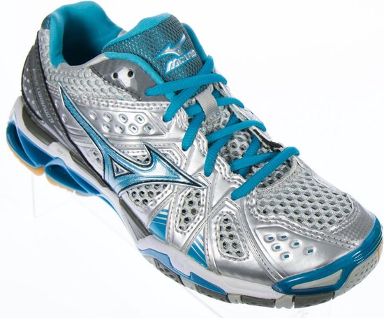 wave tornado 9 mizuno