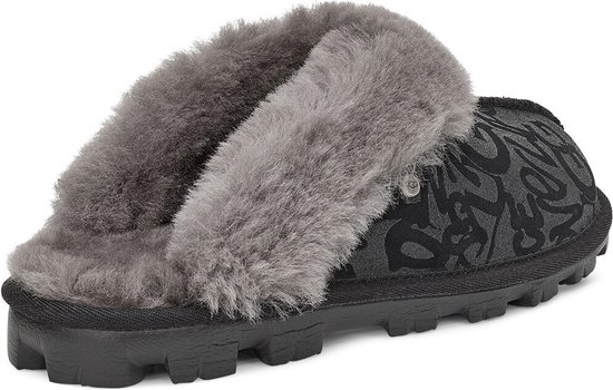 UGG Sloffen - Maat 40 - Vrouwen - zwart/zilver | bol.com