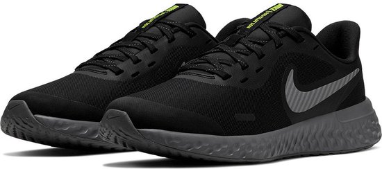 Nike Revolution 5 jongens sneaker - Zwart - Maat 38,5 | bol.com
