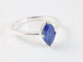 Fijne hoogglans zilveren ring met blauwe saffier - maat 18