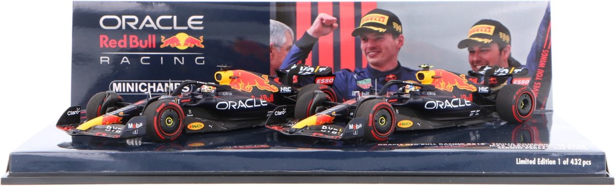Oracle Red Bull Racing RB18 1-2 Finish Verstappen/Perez Emilia Romagna GP 2022 - 1:43 - Minichamps