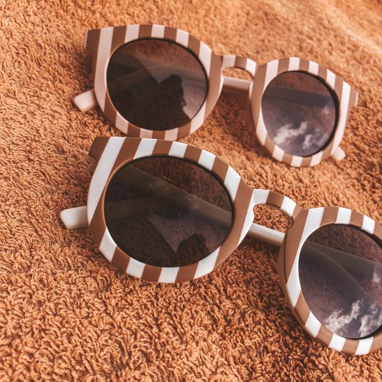 Kinderzonnebril - Kinder zonnebril - Sunglasses kids - Streep Oranje - Ivy and Soof van Kinder — afbeelding 2