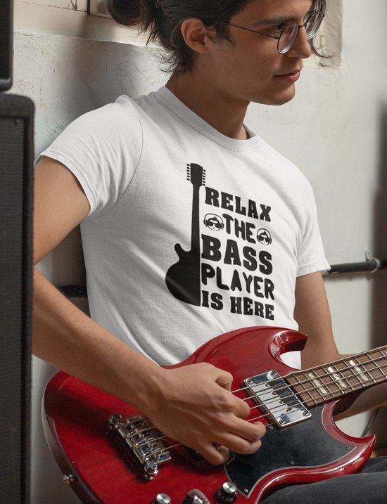 Rick & Rich - T-Shirt Relax The Bass Player Is Here - T-shirt met opdruk - T-shirt Muziek - Tshirt Music - Wit T-shirt - T-shirt Man - Shirt met ronde hals - T-Shirt Maat L