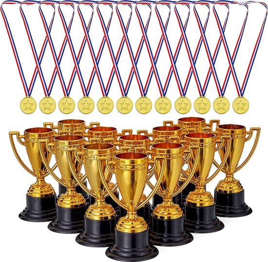 24 Stuks Trofeeën en Medailles voor Verjaardagsfeestjes voor Kinderen, Schoolsport, Toernooien en Spelletjes - Uitdeelcadeautjes, Traktaties