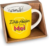 Verjaardag Mei - Mok - Held - "Echte helden zijn geboren in Mei" - "Speciaal voor jou" - Cadeauverpakking"