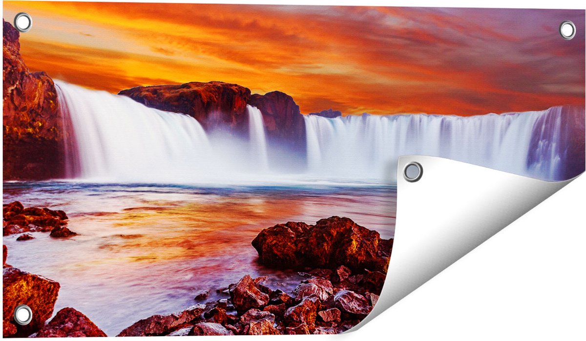 Gards Tuinposter Waterval bij een Oranje Hemel - 60x30 cm - Tuindoek - Tuindecoratie - Wanddecoratie buiten - Tuinschilderij Multikleur
