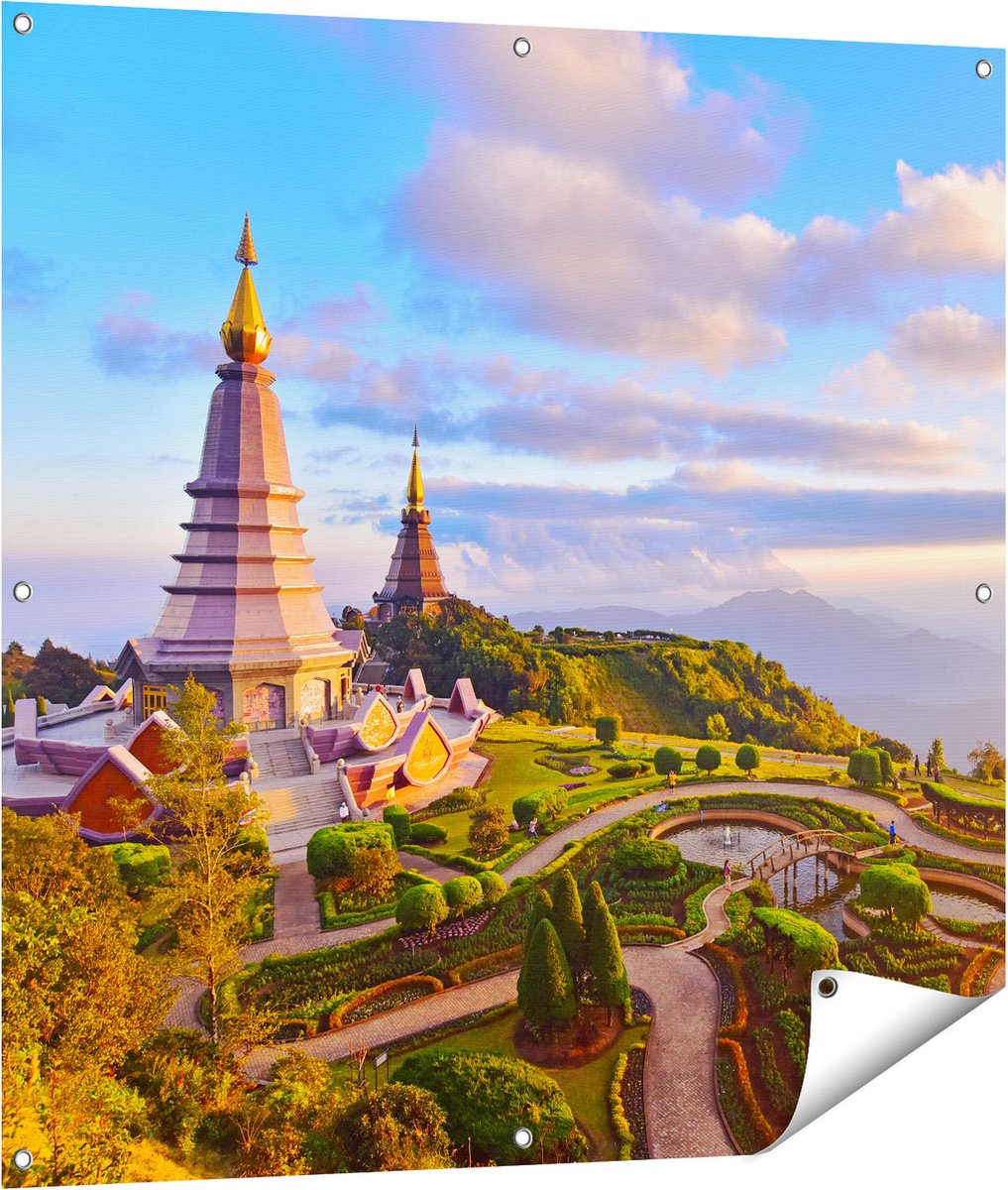 Gards Tuinposter Pagode Tempels in de Inthanon Berg in Thailand - 100x100 cm - Tuindoek - Tuindecoratie - Wanddecoratie buiten - Tuinschilderij Multikleur