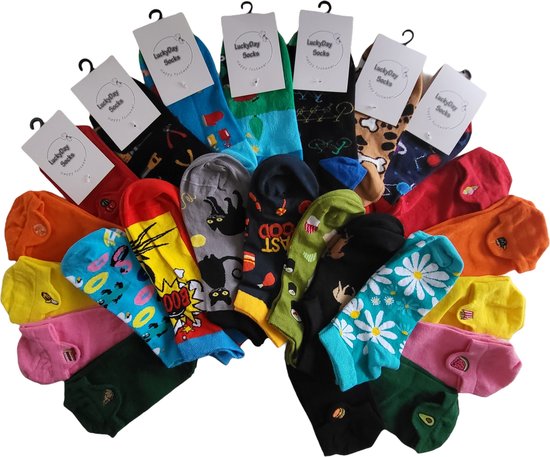 Verjaardags cadeau - Space sokken – sneaker sokken - vrolijke sokken