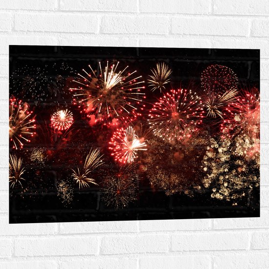 Muursticker - Verzameling Vuurwerkpijlen in Rode Tinten - 80x60 cm Foto op Muursticker