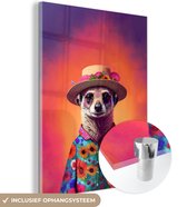 MuchoWow® Glasschilderij 30x40 cm - Schilderij acrylglas - Meerkat - Bloemen - Hoed - Dieren - Portret - Stokstaartje - Foto op glas - Schilderijen