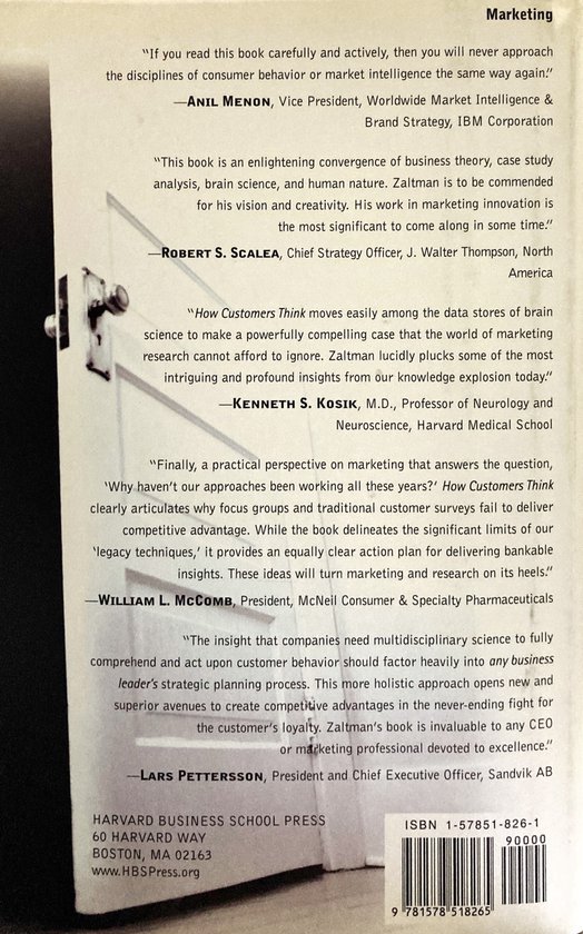 Achterkant van het boek 'How Customers Think' met recensies en uitgeversinformatie. ISBN en barcode zichtbaar.