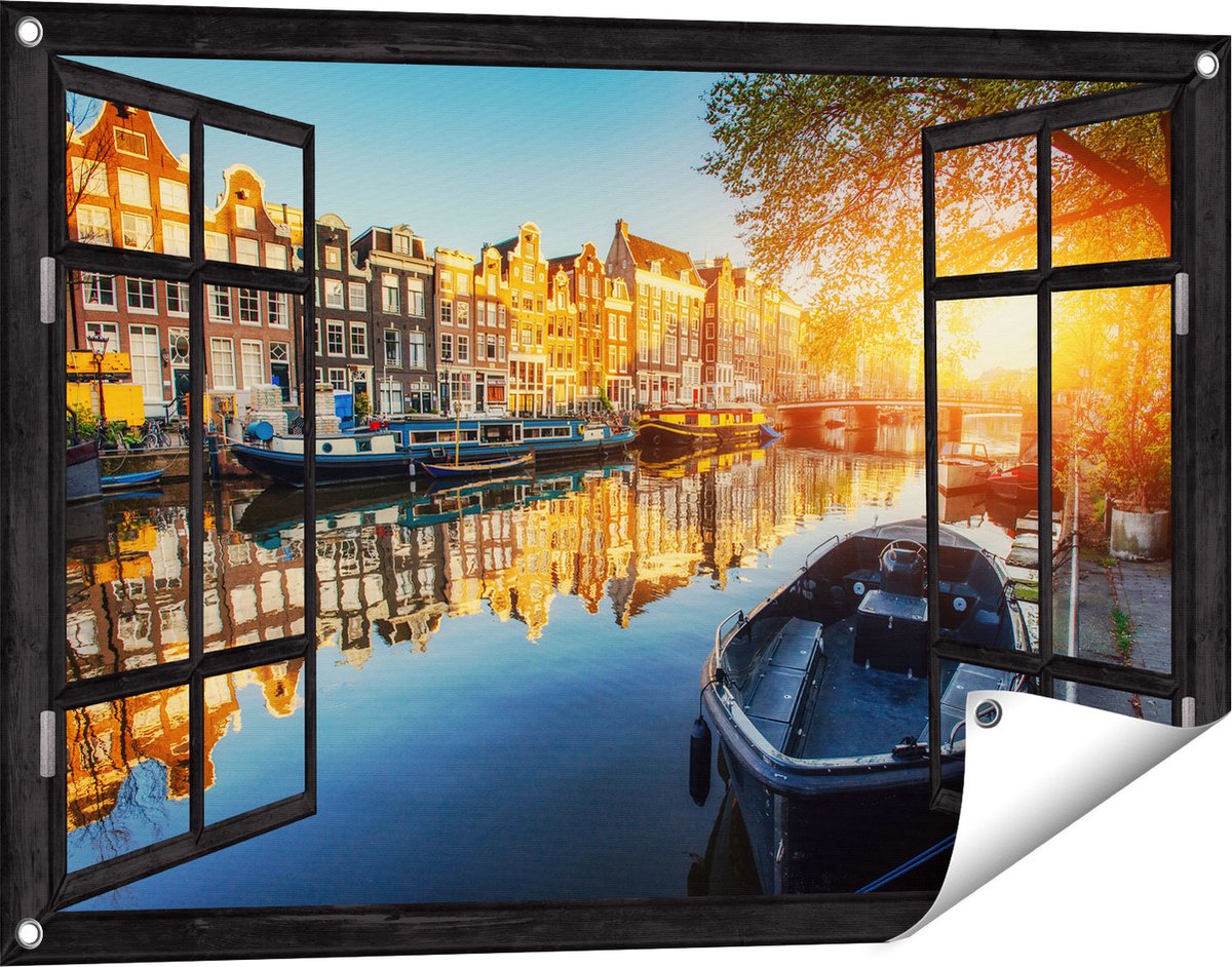 Gards Tuinposter Doorkijk Amsterdamse Gracht bij Zonsondergang - 90x60 cm - Tuindoek - Tuindecoratie - Wanddecoratie buiten - Tuinschilderij zwart