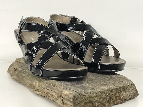 Peppa Pig Meisjes Sandalen voor Kinderen Roze Gesloten Teen Sport Sandalen Open Wandelen Zomer Schoenen, roze, 8 UK Child Peppa Pig Meisjes Sandalen voor Kinderen Roze Gesloten Teen Sport Sandalen Open Wandelen Zomer Schoenen, roze, 8 UK Child