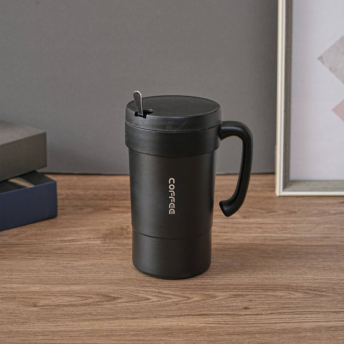Serwiser Koffie bekker Koffiebeker To Go - Thermosbeker - Theebeker - 600ml - black - met een lepel