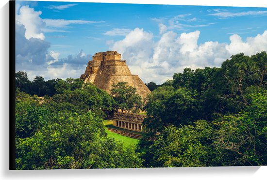 Canvas - ''Piramide van de Tovenaar'' Yucatan, Mexico - 90x60 cm Foto op Canvas Schilderij (Wanddecoratie op Canvas)