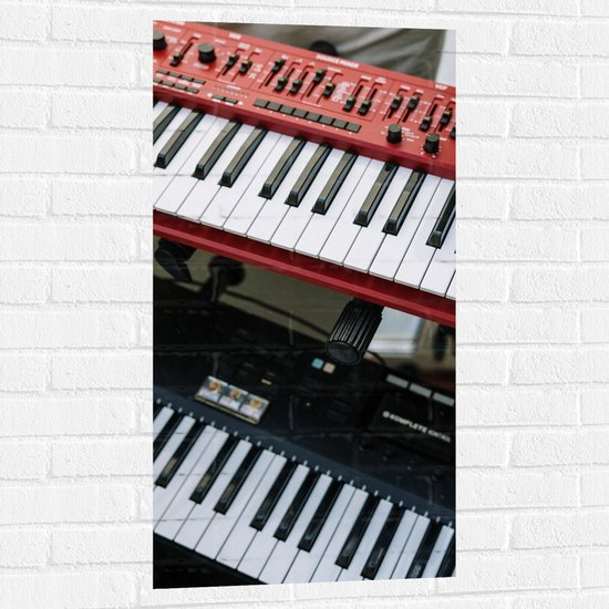 Muursticker - Rood en Zwart Keyboard - 50x100 cm Foto op Muursticker