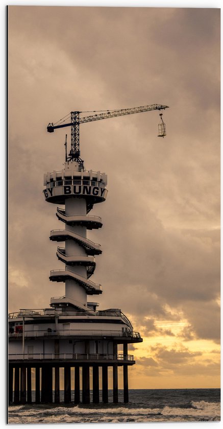 Dibond - Bungeejumptoren in het Water met Zonsondergang - 50x100 cm Foto op Aluminium (Met Ophangsysteem)