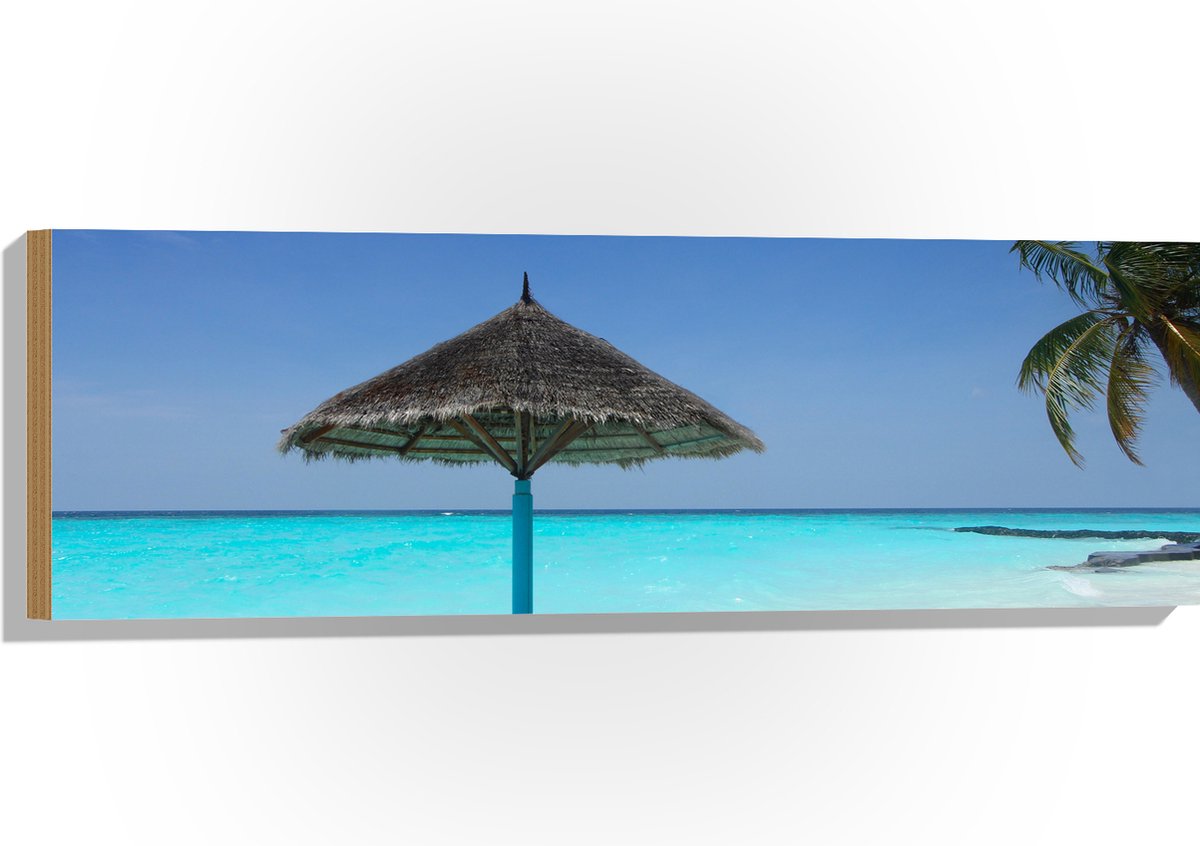 Hout - Rieten Parasol op het Strand bij het Blauwe Water - 90x30 cm - 9 mm dik - Foto op H