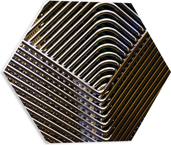 PVC Schuimplaat Hexagon - Stapel Gouden Ruitvormige Panelen - 40x34.8 cm Foto op Hexagon (Met Ophangsysteem)