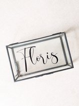 Gepersonaliseerde glazen memory box 'Floris' - Zwart | Herinneringsbox | Herinneringskist | Herinneringsdoos | Memorybox | Kraamcadeau met naam | Geboortecadeau | Huwelijkscadeau | Ringdoosje | Ringendoosje | Bewaardoos | Sieradendoos