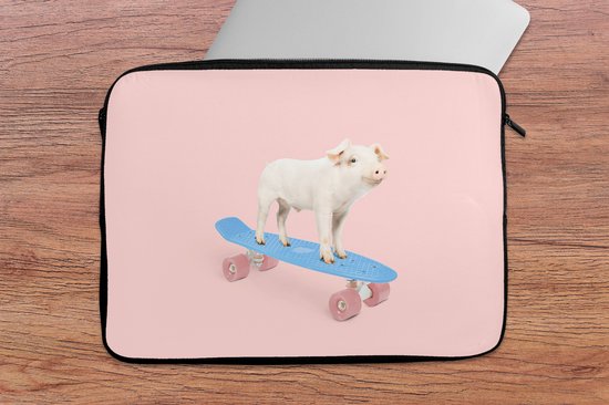 Housse pour ordinateur portable 13 pouces - Cochon - Rose - Skateboard - Blauw - Animaux - Housse pour ordinateur portable - Dimensions intérieures 32x22,5 cm