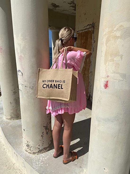 Mon autre sac est Chanel comme cabas ou sac de plage, 42 x 33 x 19 cm,  cabas, sac en... | bol