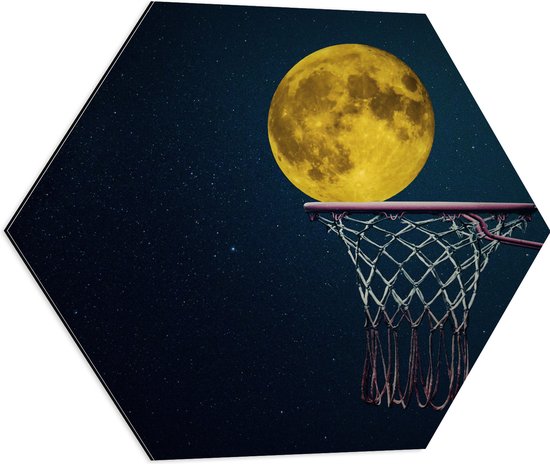 Dibond Hexagon - Maan met Gele Gloed in Basketbal Net - 60x52.2 cm Foto op Hexagon (Met Ophangsysteem)
