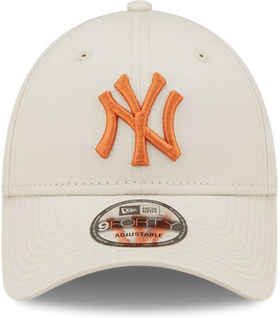 Casquette réglable 9FORTY Essential New York Yankees League crème