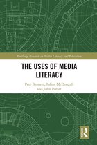 Routledge Research in Media Literacy and Education-The Uses of Media Literacy