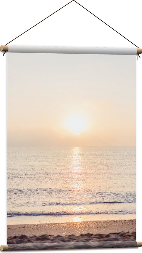 WallClassics - Affiche Textile - Vagues calmes sous le doux soleil du matin - 60x90 cm Photo sur Textile