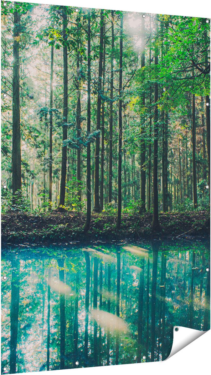 Gards Tuinposter Bos bij een Groen Meer - 120x180 cm - Tuindoek - Tuindecoratie - Wanddecoratie buiten - Tuinschilderij Multikleur
