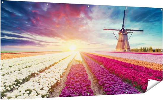 Gards Tuinposter Kleurrijke Tulpen Bloemenveld - Windmolen - 200x100 cm - Tuindoek - Tuindecoratie - Wanddecoratie buiten - Tuinschilderij