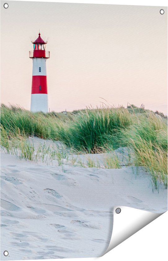 Gards Tuinposter Strand en Duinen met een Vuurtoren - 60x80 cm - Tuindoek - Tuindecoratie - Wanddecoratie buiten - Tuinschilderij