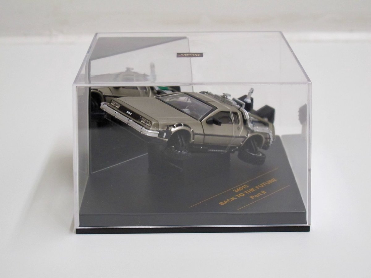 Vitese 1/43 DeLorean Retour vers le futur partie II *Version