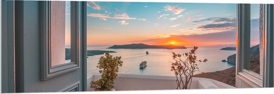 Acrylglas - Uitzicht op Zonsondergang in de Oceaan vanaf Grieks Balkon - 150x50 cm Foto op Acrylglas (Met Ophangsysteem)