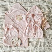 Gioia Giftbox essentials large blush - Meisje - Babygeschenkset - Kraamcadeau - Baby cadeau - Kraammand - Babyshower cadeau