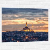 WallClassics - Muursticker - Süleymaniye-Moskee op Begin van de Avond in Istanbul, Turkije - 100x75 cm Foto op Muursticker
