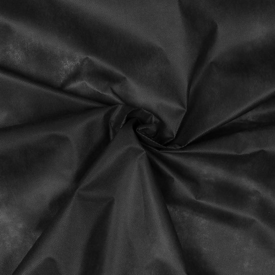 Toile paysagère noire en forme torsadée.