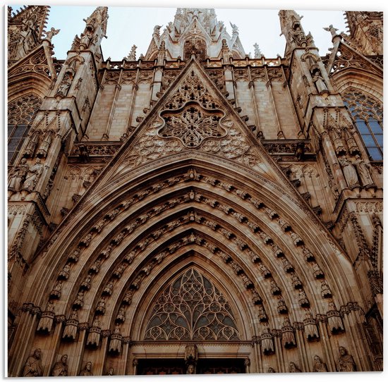 PVC Schuimplaat- Vooraanzicht van Kathedraal in Barcelona in Spanje - 50x50 cm Foto op PVC Schuimplaat