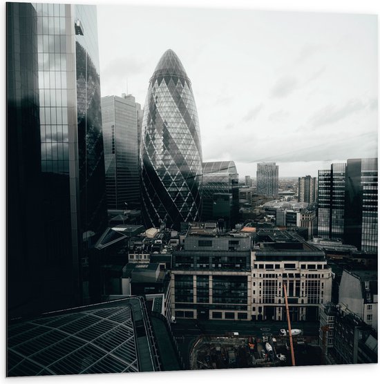 Dibond - Uitzicht van een Stad - Verenigd Koninkrijk - 100x100 cm Foto op Aluminium (Wanddecoratie van metaal)
